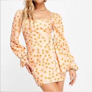 ASOS Design - 70’s Styled Polka Dot Mini Dress